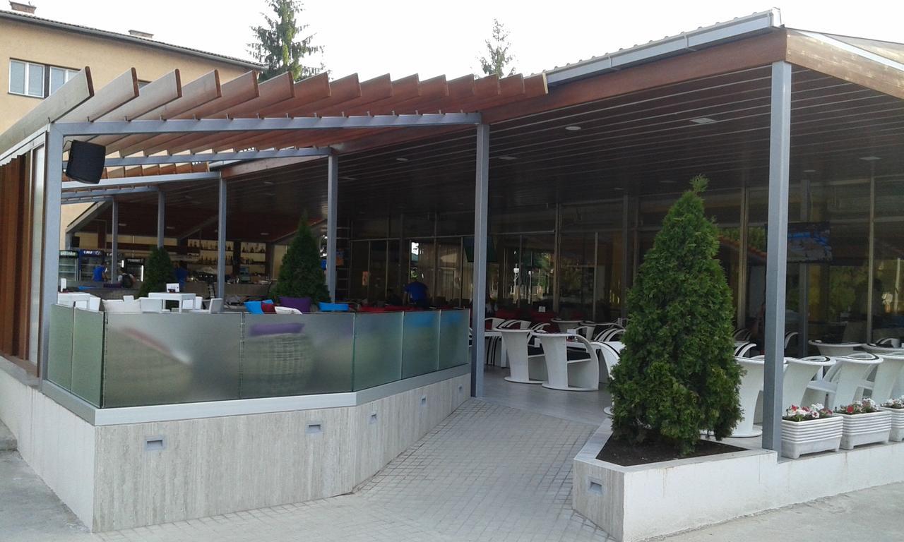 Motel Park Rogatica Eksteriør bilde